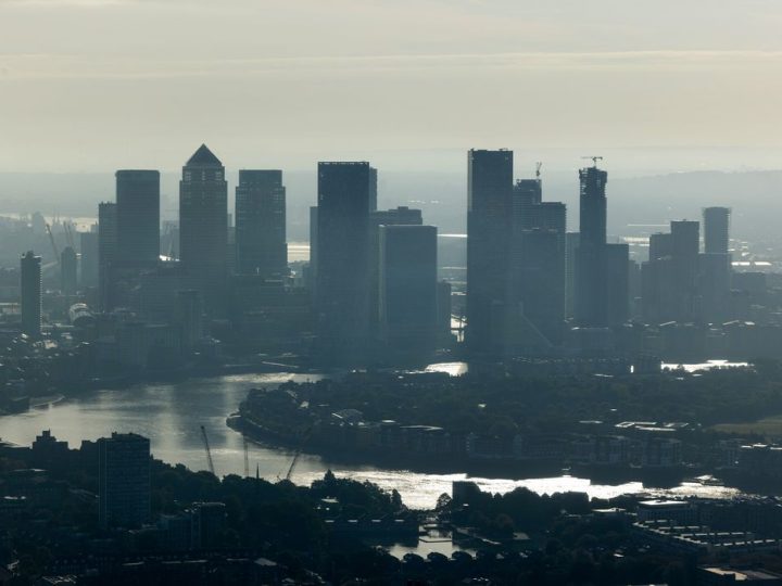 Financial News: Big Four accountants cut more jobs as staff exits plunge